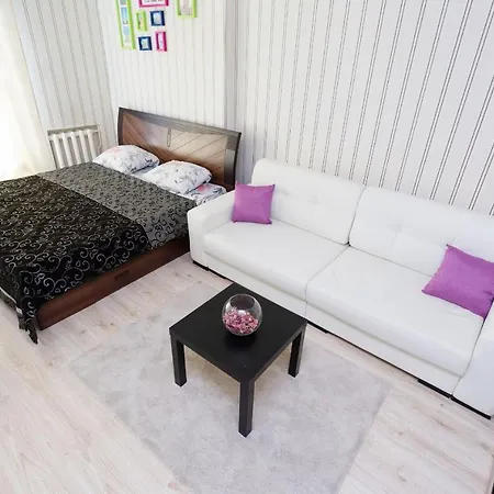 On Liningradskaya Apartment
