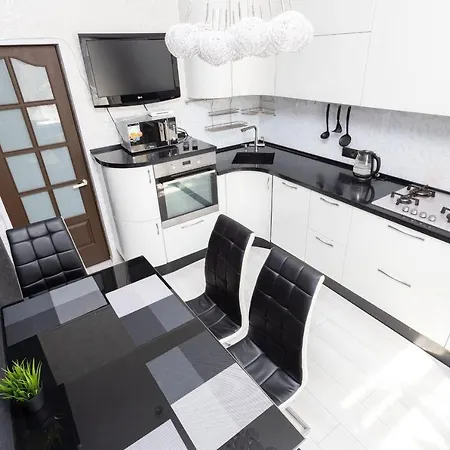 Apartment On Liningradskaya *